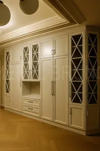 Наша работа №211/24 — Встроенная мебель на заказ в классическом 