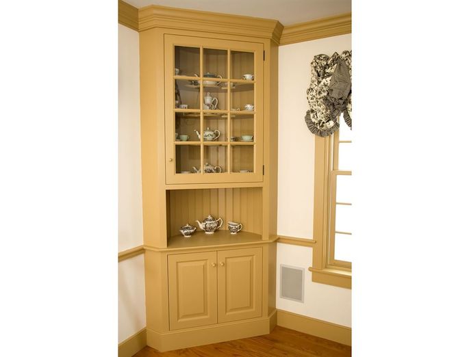 goods-items__image