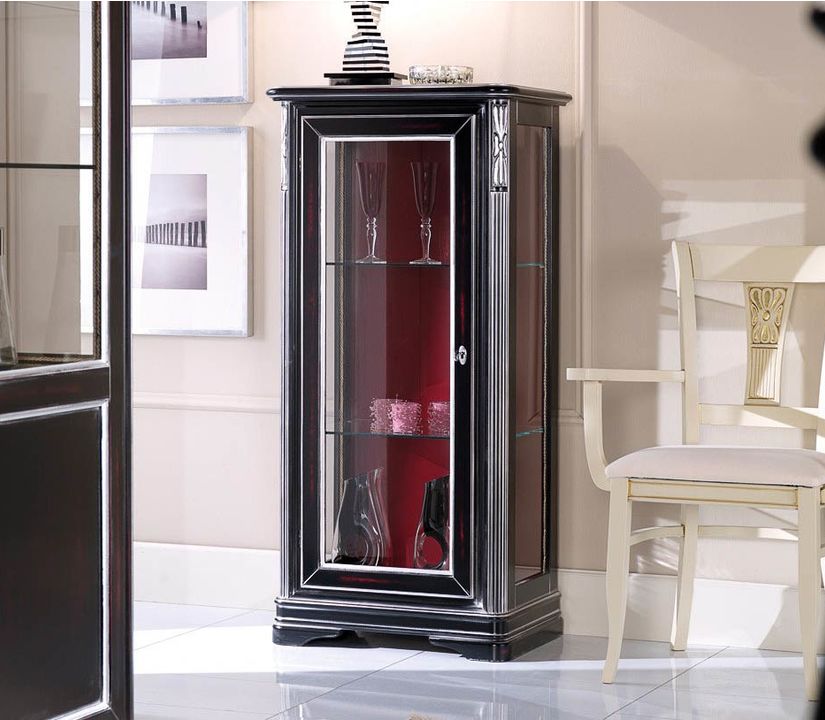 Витрина Кортни