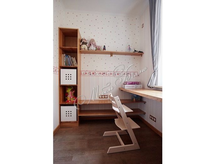 goods-items__image