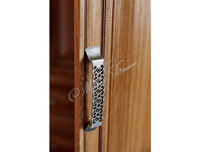 goods-items__image