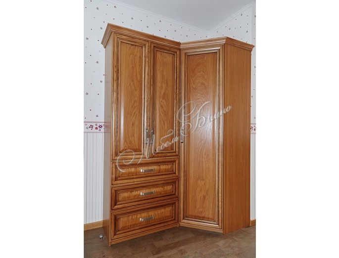 goods-items__image