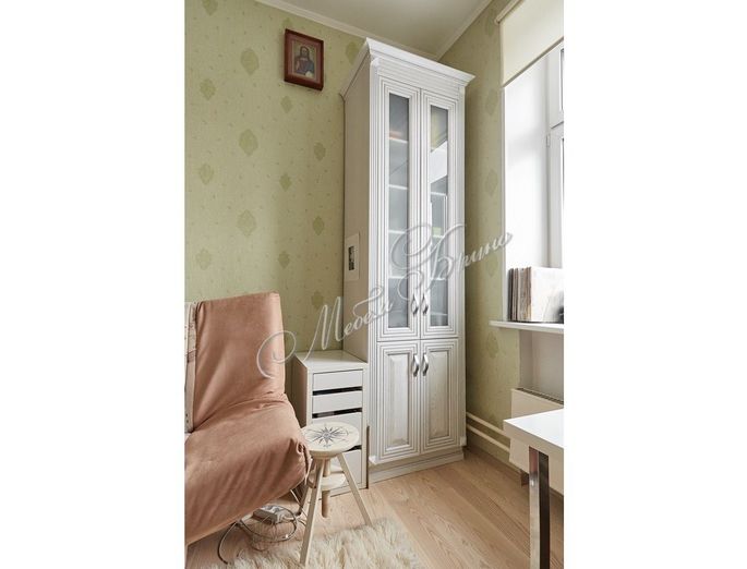 goods-items__image