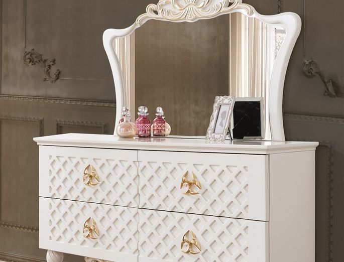 goods-items__image