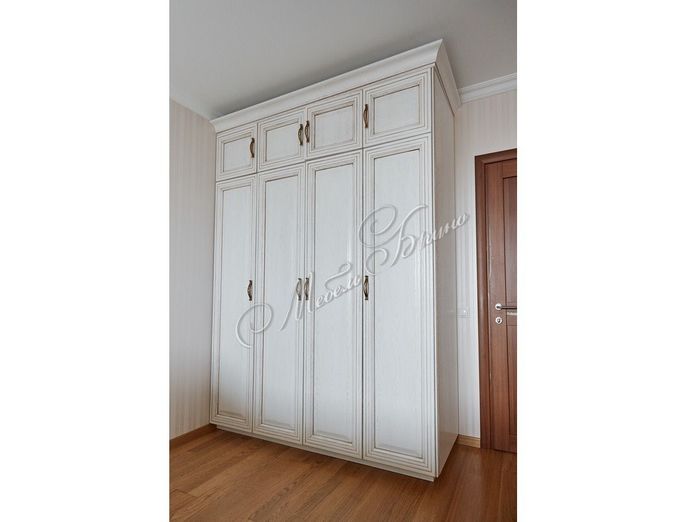goods-items__image