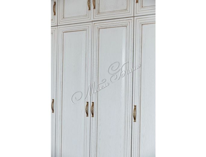 goods-items__image