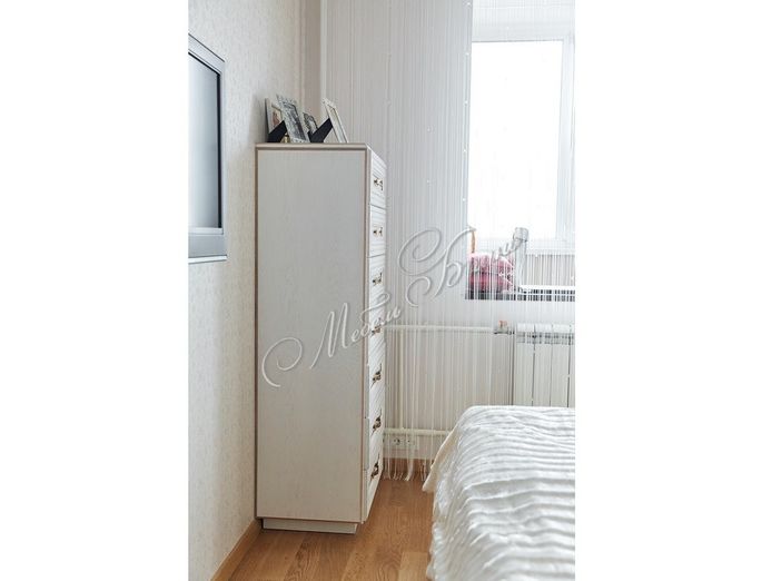 goods-items__image