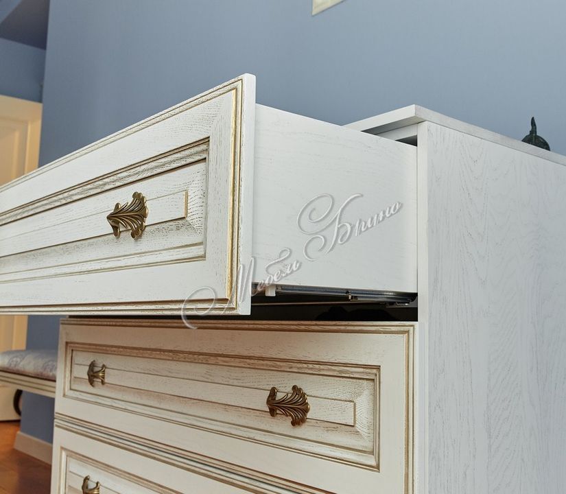 Спальня Шампань в классическом стиле 