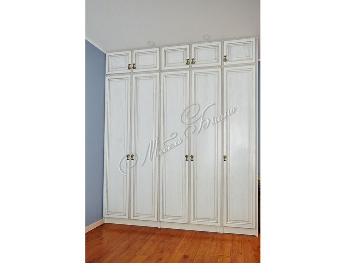 goods-items__image