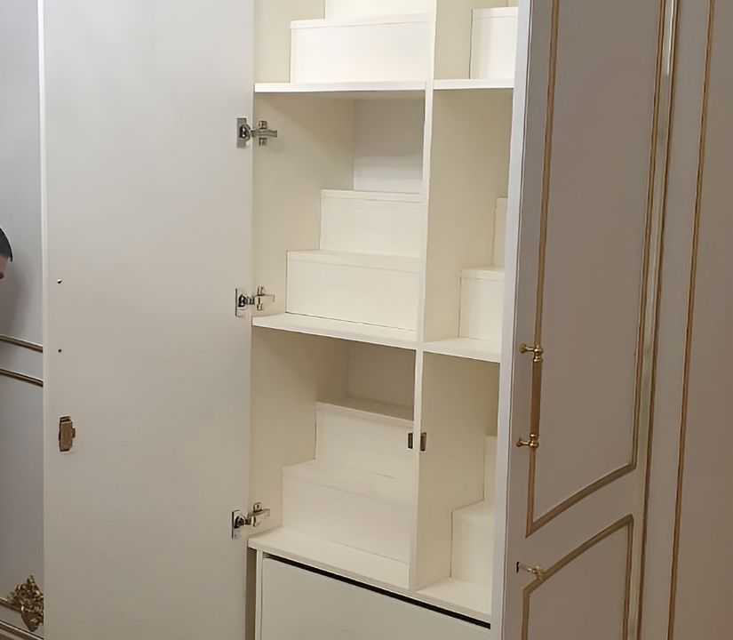 Частный проект "Дамский шкафчик"