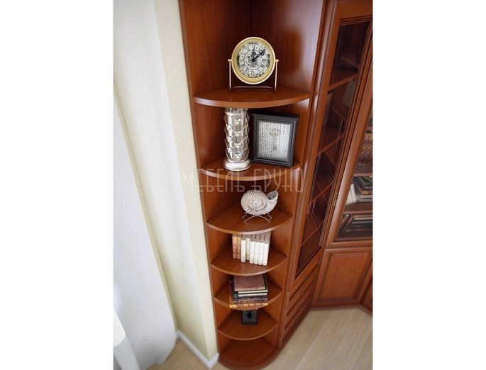 goods-items__image