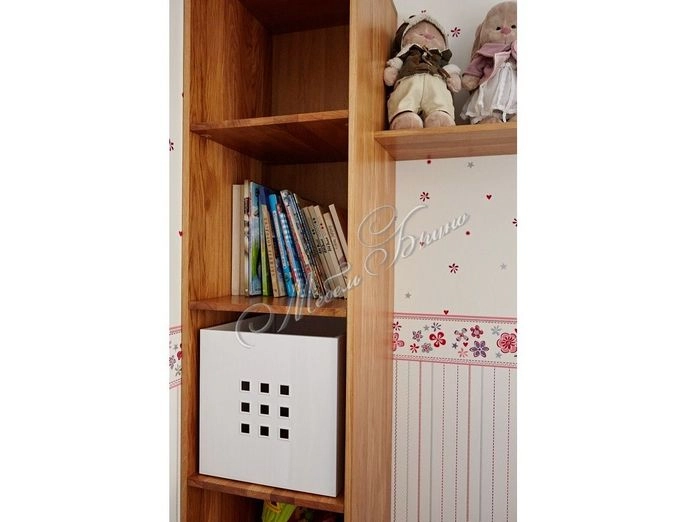 goods-items__image