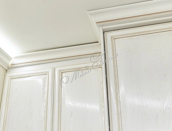 goods-items__image